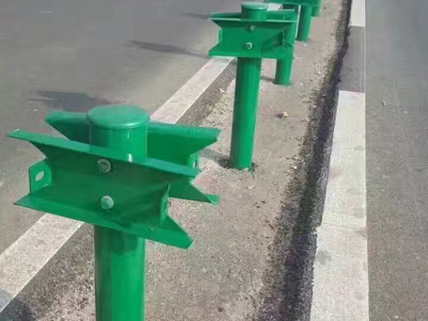 高速護欄板一柱雙掛