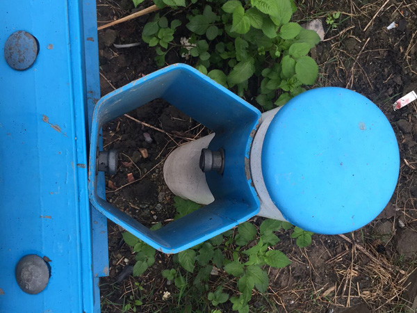 用防阻塊連接護欄板